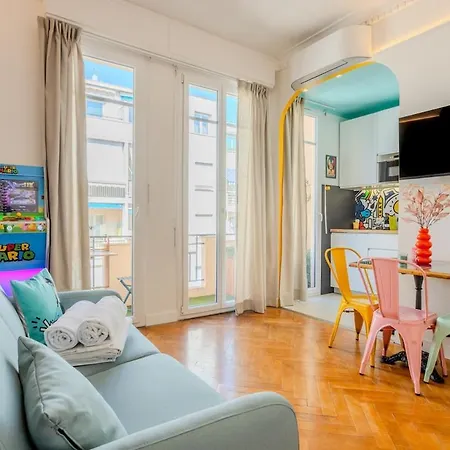 Pop Art Au Centre De Et Proche De La Nice