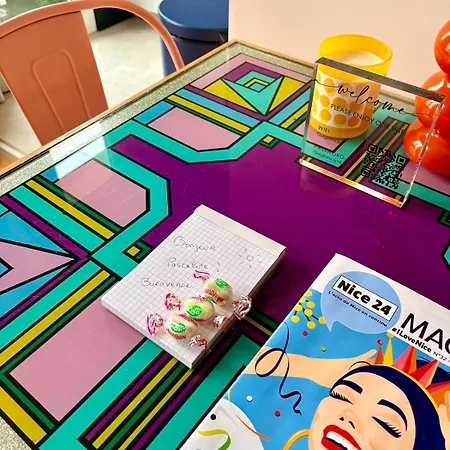 Pop Art Au Centre De Et Proche De La Nice