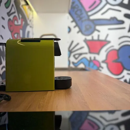 Pop Art Au Centre De Et Proche De La ניס