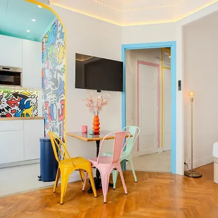 Lägenhet Pop Art Au Centre De Et Proche De La *
